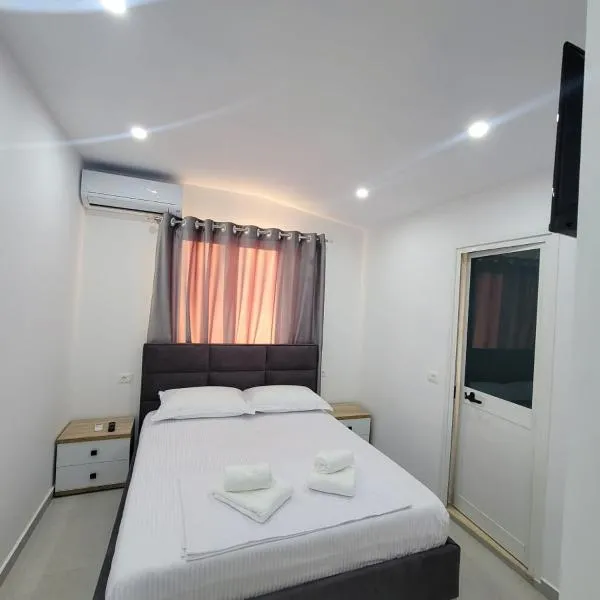 CACA Hotel, hotel v destinaci Rinas