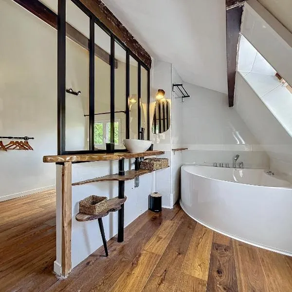 Maison avec jacuzzi et terrasse, hotel v destinaci Pontault-Combault