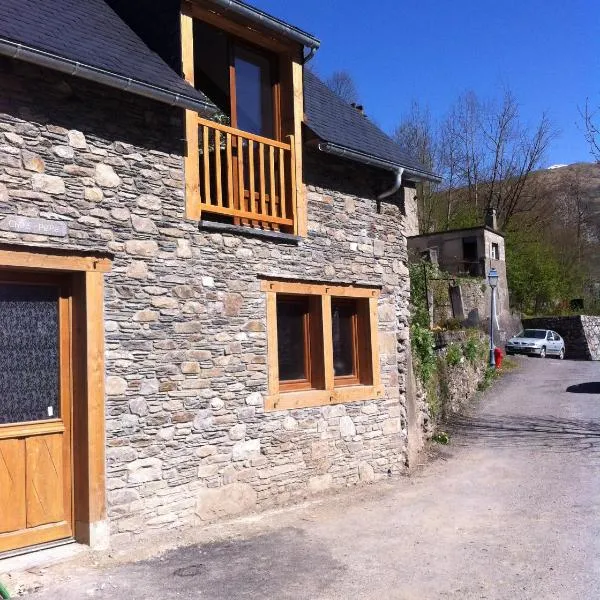 Chez Pépé, Hotel in Génos