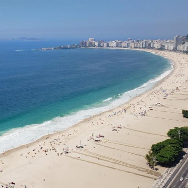 Flat 907 Copacabana- posto 4- quadra da praia