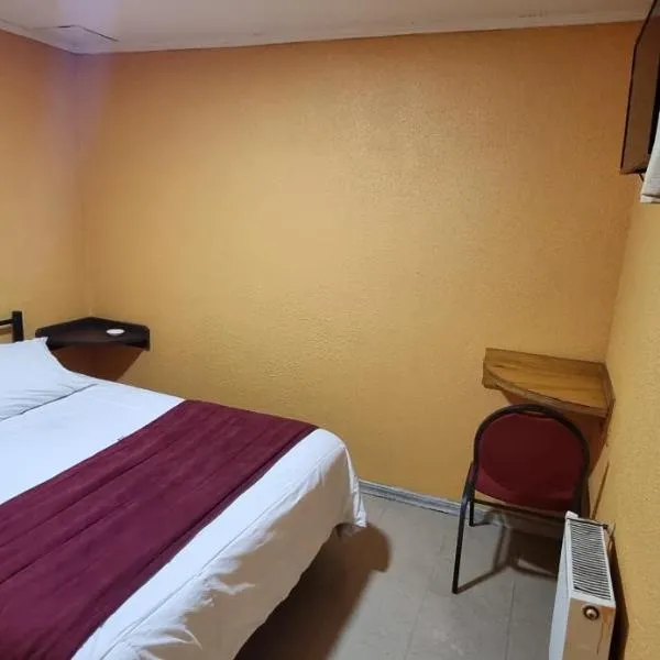 Hotel Fish, hotel di Concepción