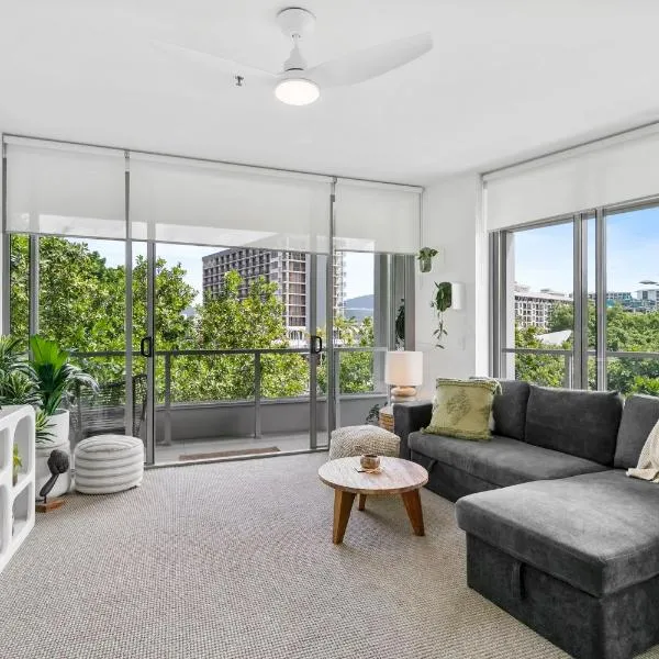 Coastal Harbour Lights I Pool, Gym & prime Location, hotel en Cairns