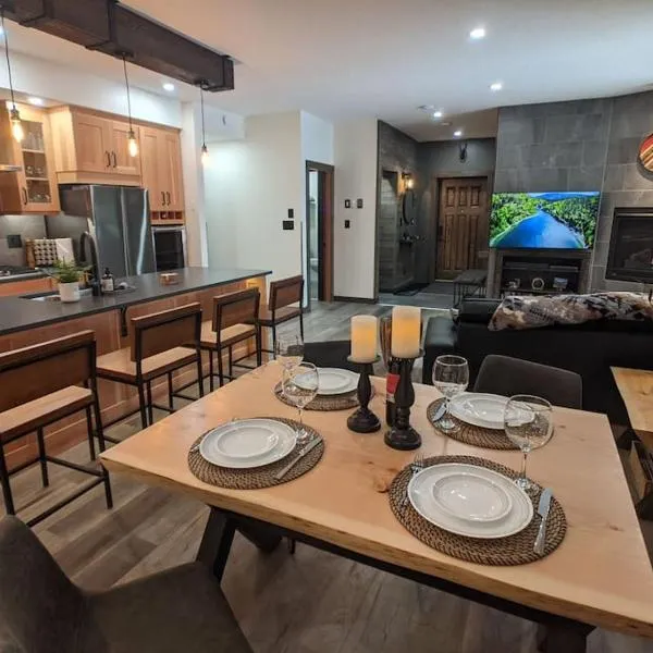 Skyline Suite 2Bdrm King, hotel in Valemount