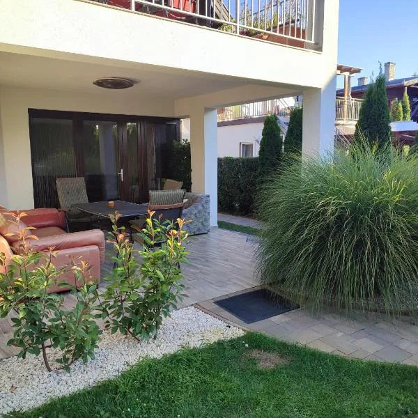 Püspök Ház - Siófok, ξενοδοχείο σε Σιόφοκ