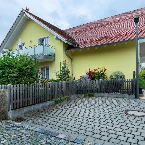 Appartement Rosi, hotel v destinaci Ihrlerstein