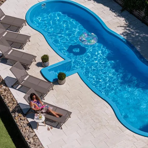 Délceg Réce Minihotel, hotel u gradu Balatonkeneše