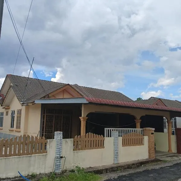 Impian Jaya Homestay – hotel w mieście Macang