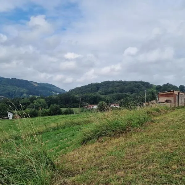 les insolites de biriatou – hotel w mieście Biriatou