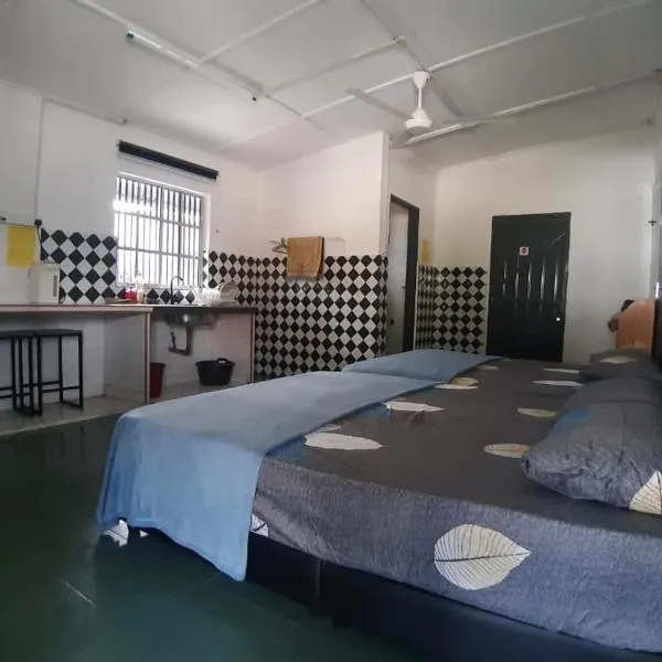 Mukhriz 2 Roomstay, hotel in Kulim