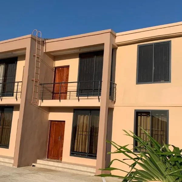 다르에스살람에 위치한 호텔 Stunning 2BR in Dar Beach, Dining, Transit Nearby apt 1