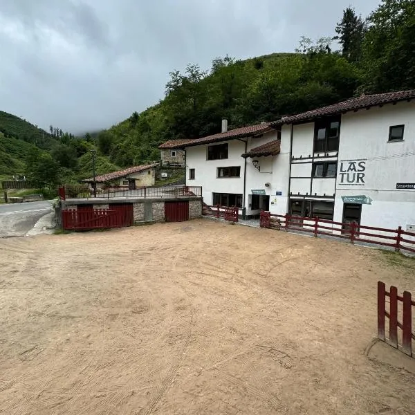 ALBERGUE DE LASTUR, hotel v destinaci Deba