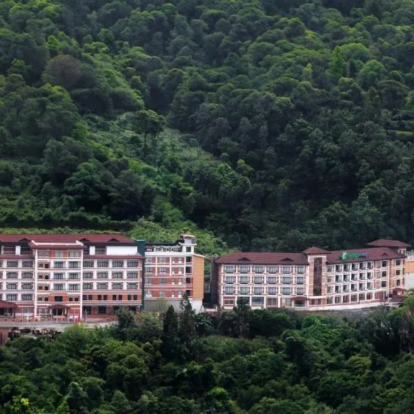 Holiday Inn Resort Kathmandu Budhanilkantha by IHG, hotel v destinaci Kathmandu