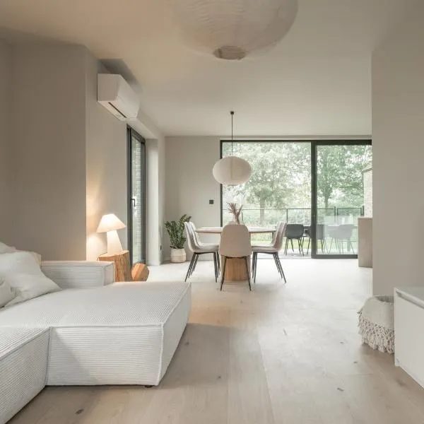 Vakantie aan de Maas - Vakantiewoning Leenhof, hotel in Kinrooi