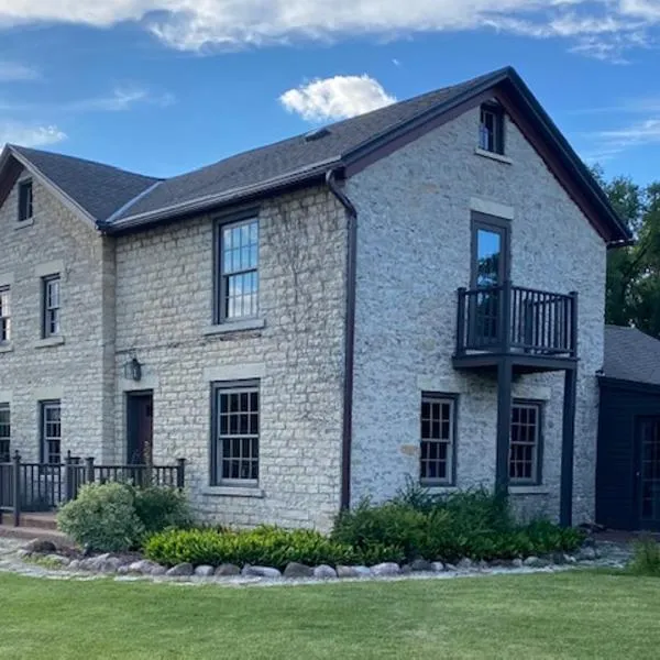The Inn on the Olde Homestead, hotel in Waukesha