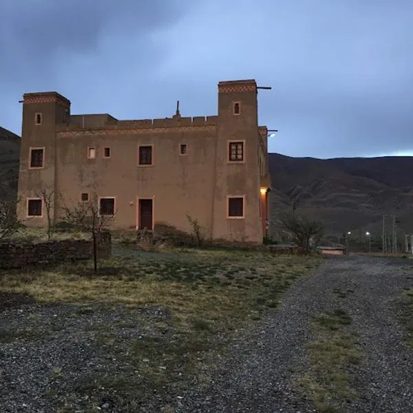 Kasbah ADRAR, khách sạn ở Imilchil