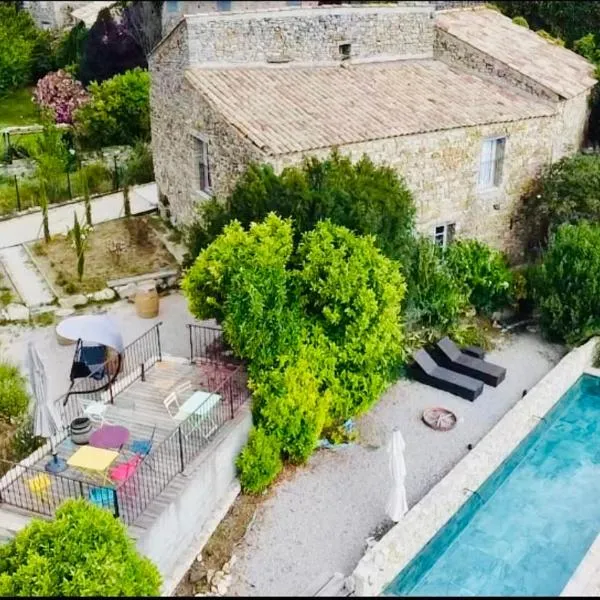 L Ostau de la Treille, hotel v destinaci Limans