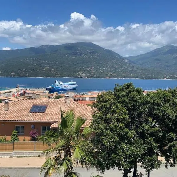 Studio équipé vue mer, hotel a Propriano