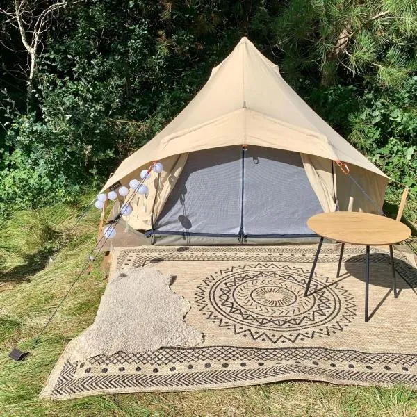Bell tent Boven Duin, готель у місті 't Horntje