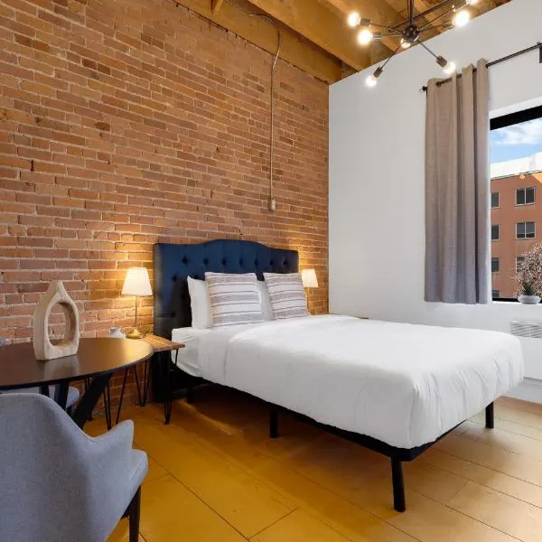 The Little Prince Rooms-Old Montreal, hotel em Montreal