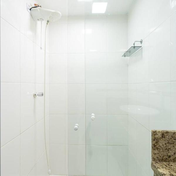 Apto a 100m da PRAIA, dois quartos, 2 bcw, sala de estar, Cozinha completa, Churrasqueira, Wi-Fi Ideal para famílias ou amigos viverem momentos inesquecíveis Reserve agora mesmo - Foto 3