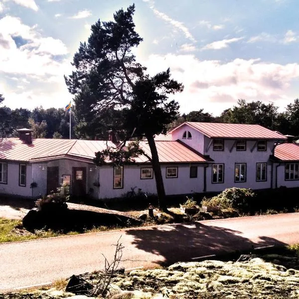 Pauls Galleria, hotel em Enklinge