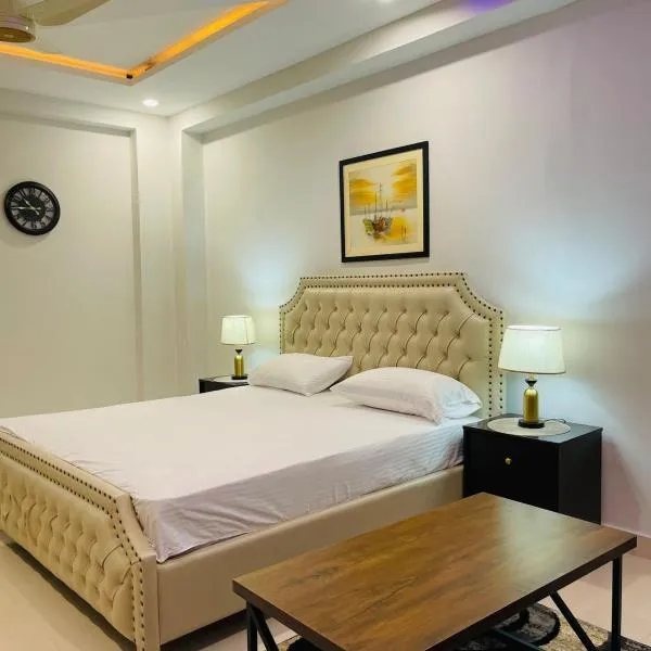 Elegant 2 Bed Apartment Tranquil Stays, hotel in Islamabad