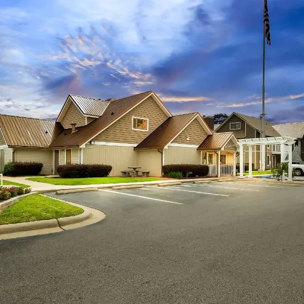 SureStay Studio by Best Western Pensacola, hotel in Pensacola