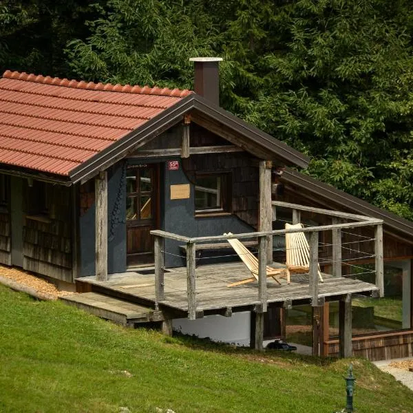 Hiška ob gozdu Lukez plac, hotel din Ljubno