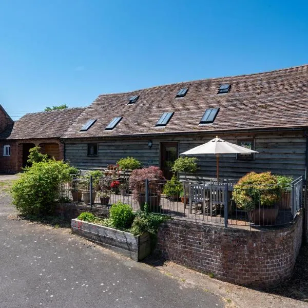 The Barn at Middle Farm and Cottages, hotel en Picklescott