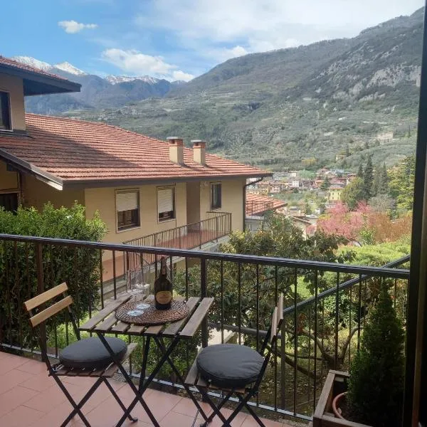 Da Sandro Holidays Apartment, hotel di Arco
