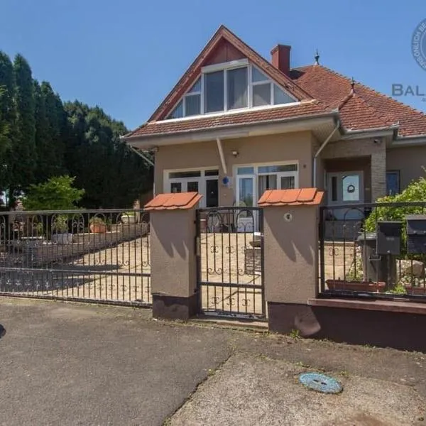 Nirvana Apartman, hotel v destinácii Balatonberény
