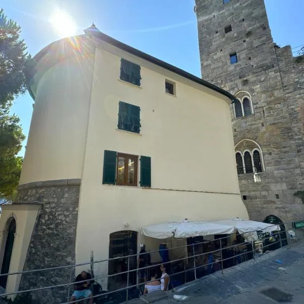 La Casa Rotonda, hotel v destinaci Portovenere