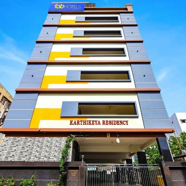 FabHotel Karthikeya Residency - Tirupati Bus Stand - 900m, hotel v destinaci Tirupati