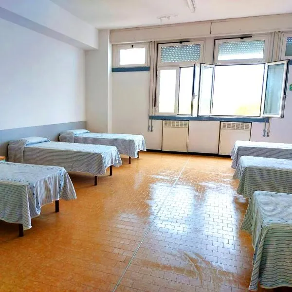 Misano Hostel, hotel v destinaci Misano Adriatico