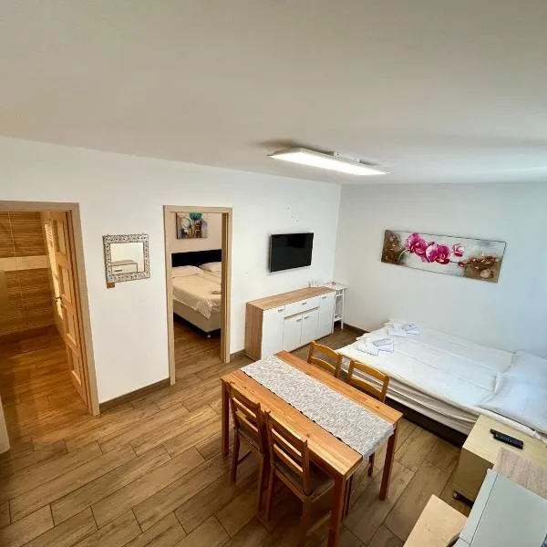 Apartments Maraž, hótel í Portorož