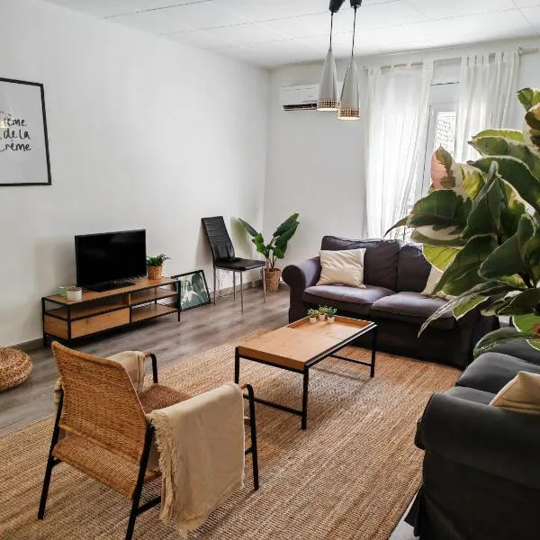 Boutique 2 apartamento Ave centro Lleida, hotel in Lleida