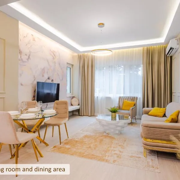 Super Central Stylish Suite & Studio with Shared Terrace by Flat Mаnager, ξενοδοχείο στη Σόφια