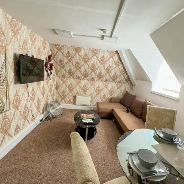 1 Bedroom Apartment Near Touchwood Shopping Centre Solihull, hotel in Solihull