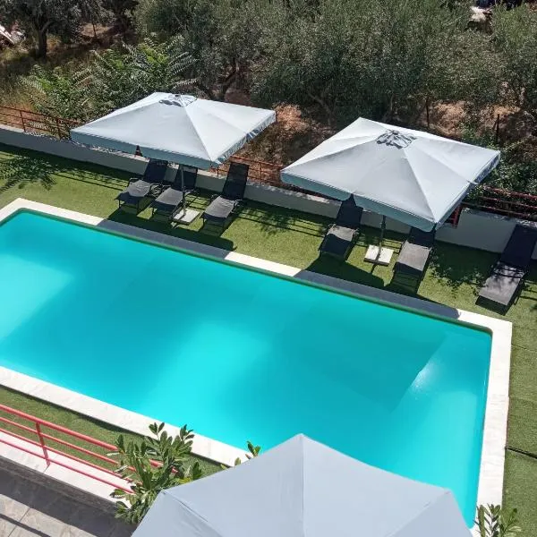 Melia Luxury Suite with pool、イラクリトサのホテル