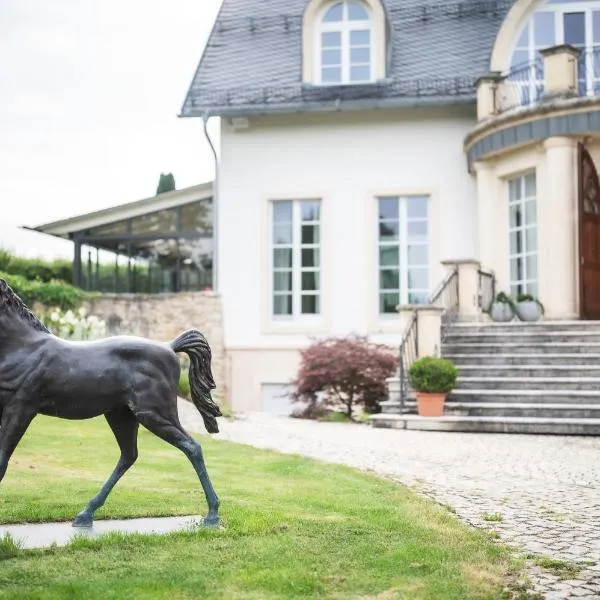 Wohnen auf privater Reitanlage, hotel v destinaci Münsingen