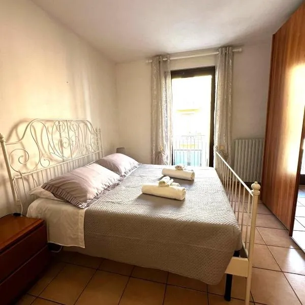 Casa-Mariella, hotel in Porto SantʼElpidio