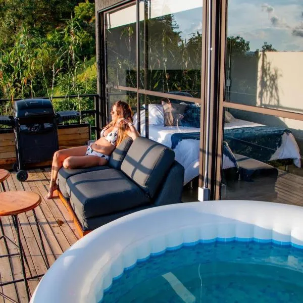 Eco Lodge Glamping, hotel in Guatapé