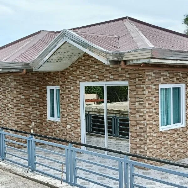 Glorioso Transient, hotel v destinaci Malvar