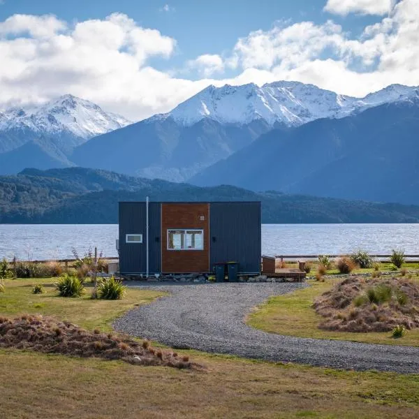 Tiny Piece of Paradise - Te Anau Tiny House, khách sạn ở Te Anau