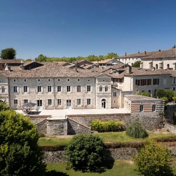 Les trois Terrasses, hotel v destinaci Montpezat-de-Quercy