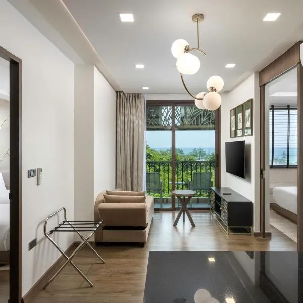 The Proud Karon Beach Phuket Trademark Collection By Wyndham, hotel en Karon Beach