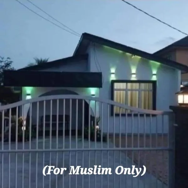 Homestay Che Puteh Sura Dungun, hotel v destinaci Dungun