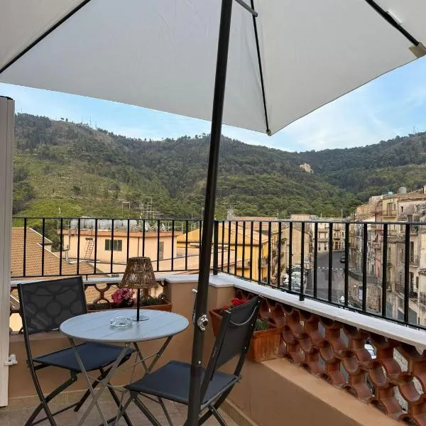 Avi Rooms, hotel Chiaramonte Gulfiban