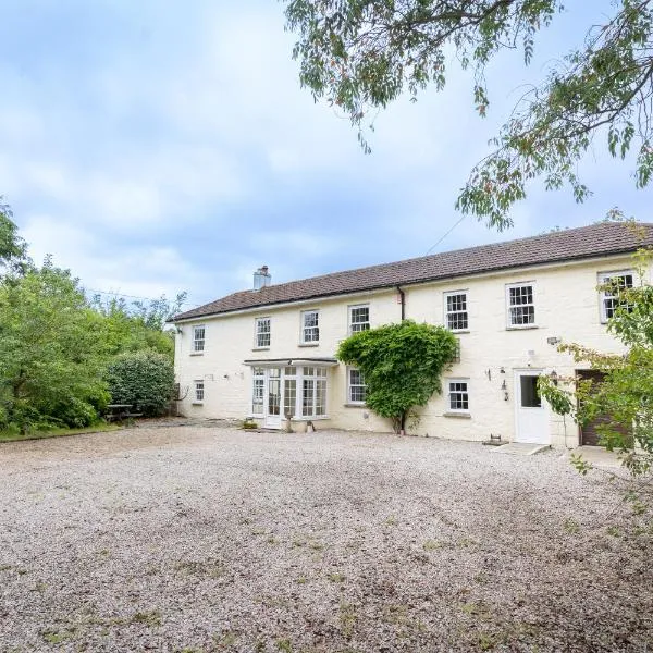 Lolgorien, West Cornwall, Sleeps 8, hotel v destinaci Camborne