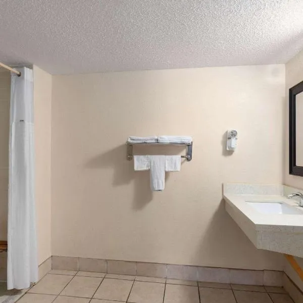 Super 8 by Wyndham Fort Mitchell Cincinnati Area, hotel v destinaci Fort Mitchell